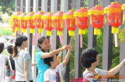 中秋节猜灯谜作文,传统习俗中的智慧与欢乐